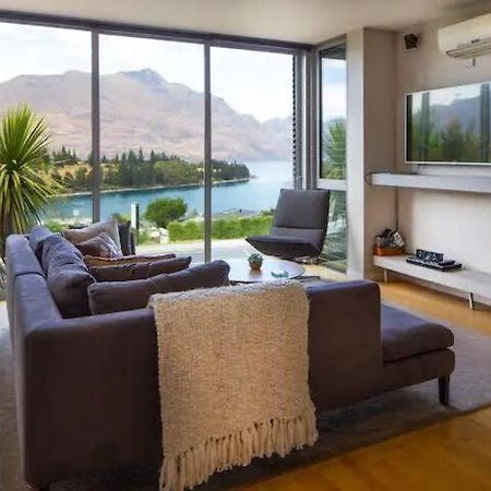 Stunning Lakeview 1 Bedroom Apartment كوينستاون المظهر الخارجي الصورة