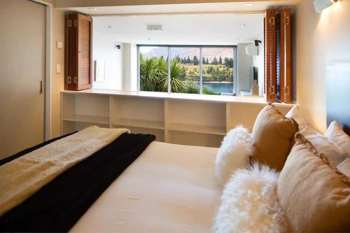 Stunning Lakeview 1 Bedroom Apartment كوينستاون المظهر الخارجي الصورة